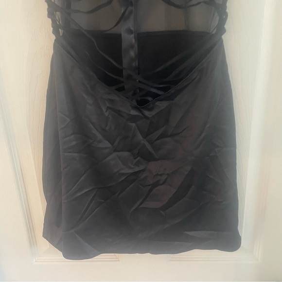 New! Victorias Secret Shimmer Heart Embroidery Strappy Satin Slip 20006 - Picture 8 of 10